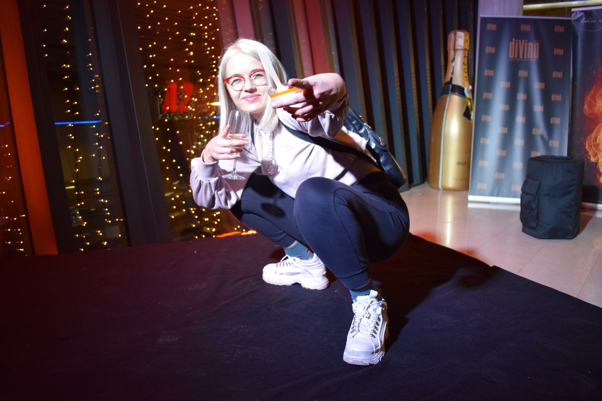 Lingulina prednovoletna zabava 2019 1 lingulino prednovoletno srecanje 2019 9