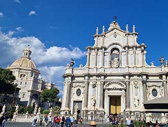 Lingula, ta jezična šola | Potopis po Siciliji - Catania